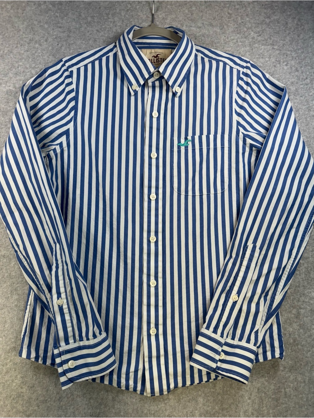 Hollister Men's Blue & White Vertical Stripe Button-Down